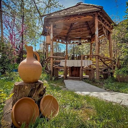 Guest House "Svaneti" Lentekhi Екстер'єр фото
